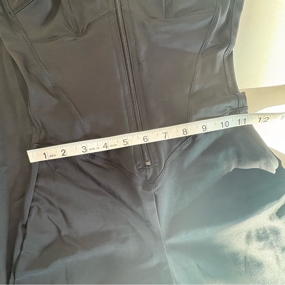 NWT SKIMS Glam Catsuit onyx black small - Picture 14 of 16